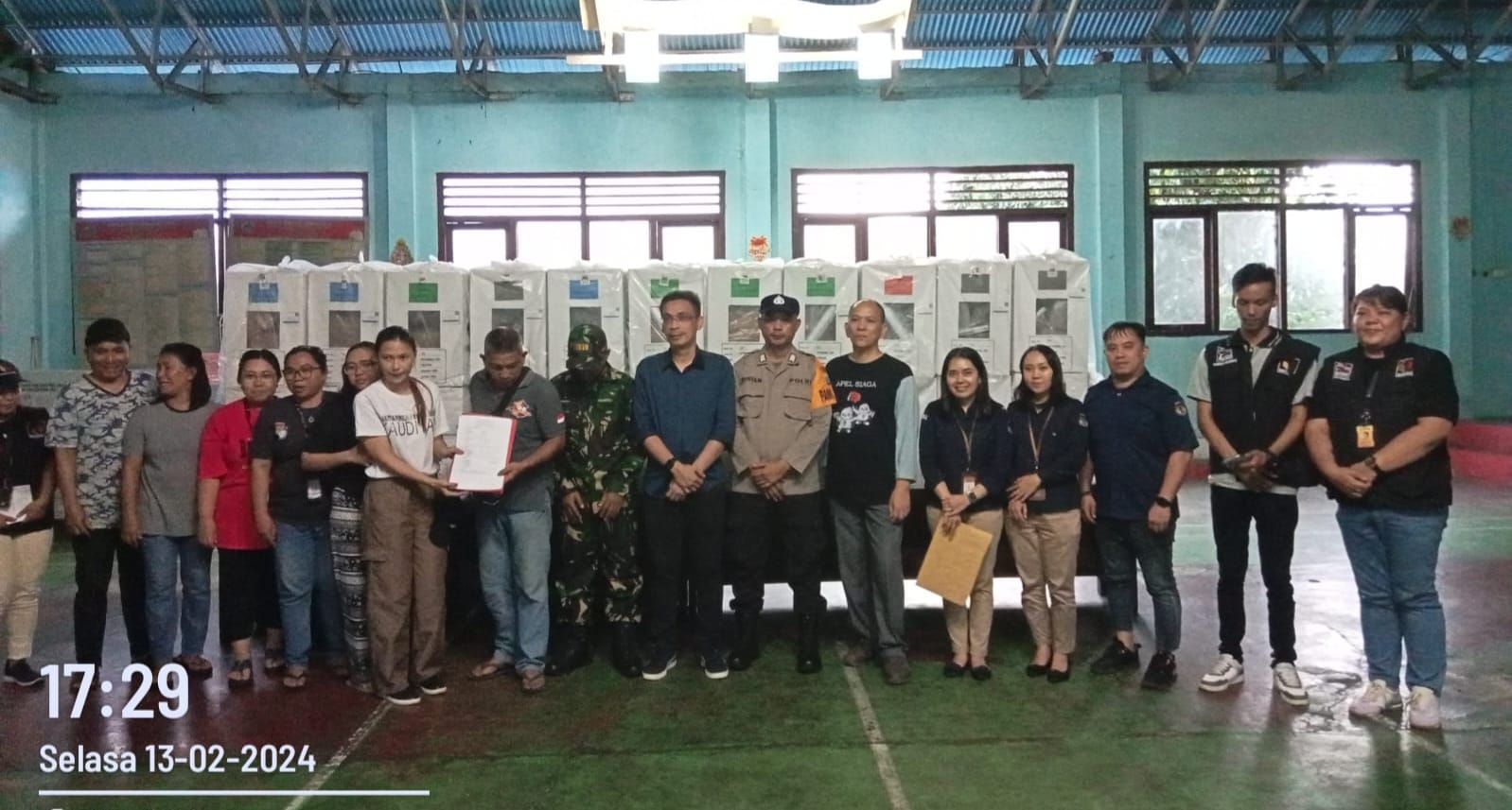 KPU Minut Tuntas Distribusikan Logistik Kertas Suara Pemilu 2024