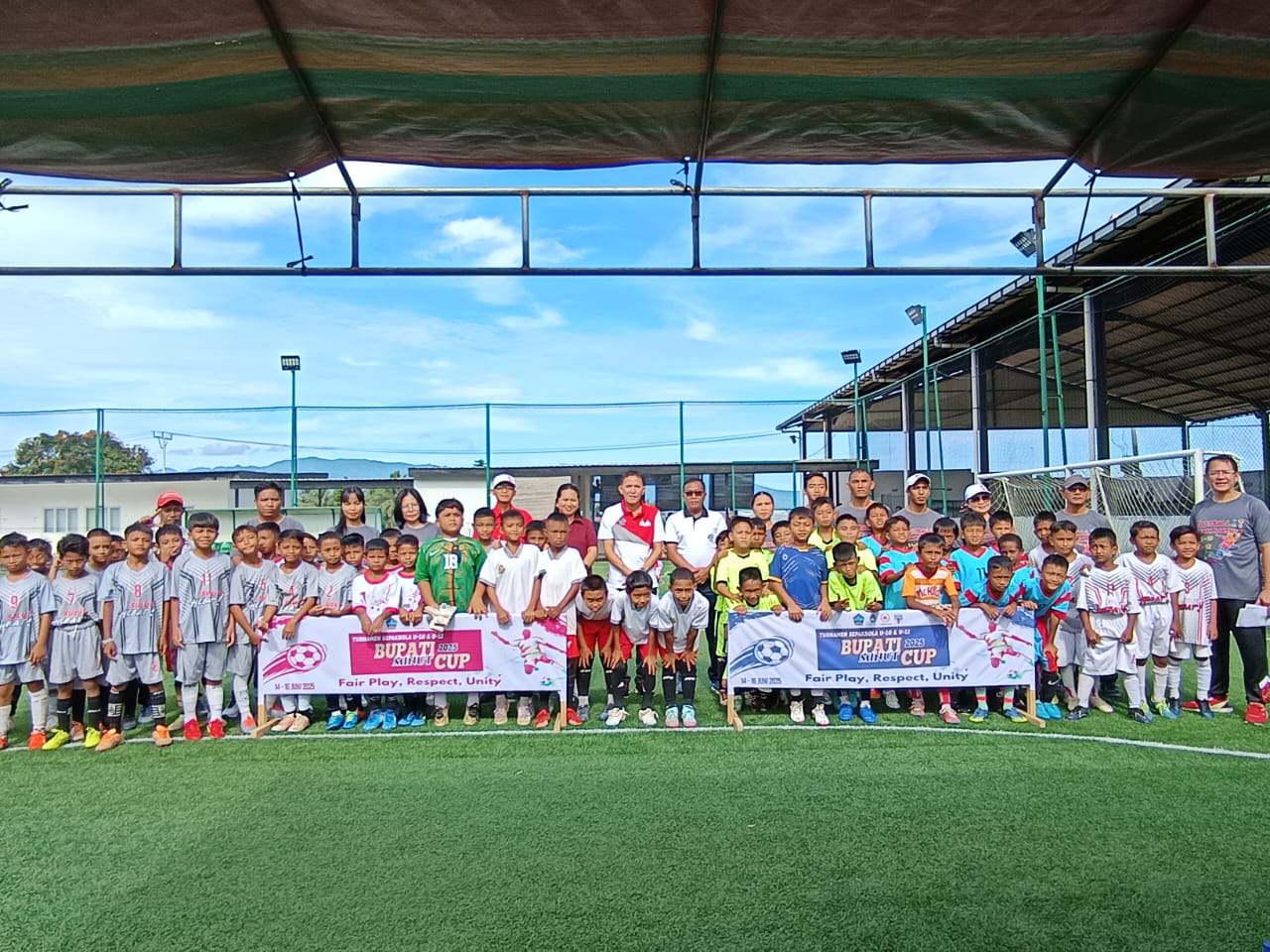 Turnamen Sepak Bola U-10 dan U-12 Piala Bupati Minahasa Utara Tahun 2025 Resmi Dimulai