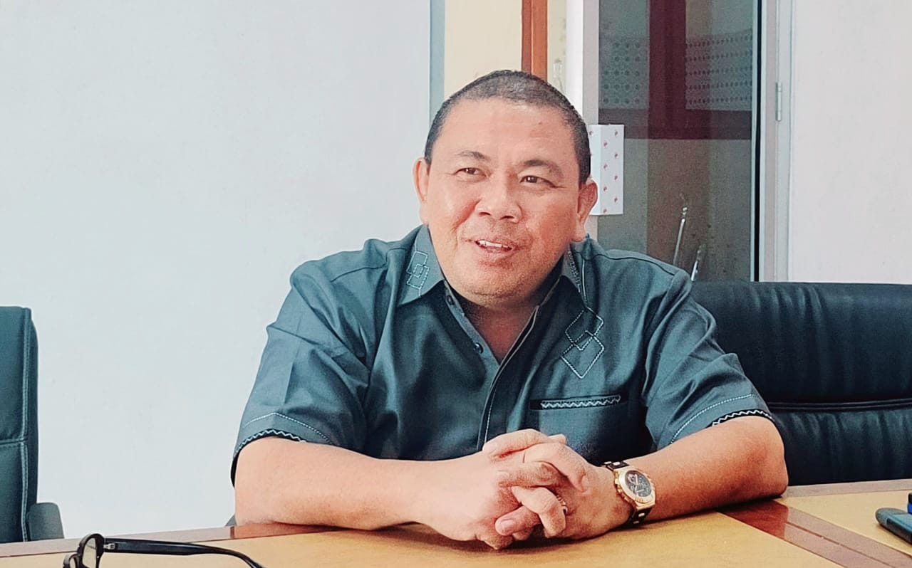 RDP DPRD Minut, Stendy Rondonuwu: Perjuangkan Tenaga Honorer Guru