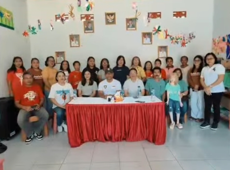 DP2KB Minut Gelar Pertemuan Pokja Kampung Keluarga Berkualitas di Makalisung