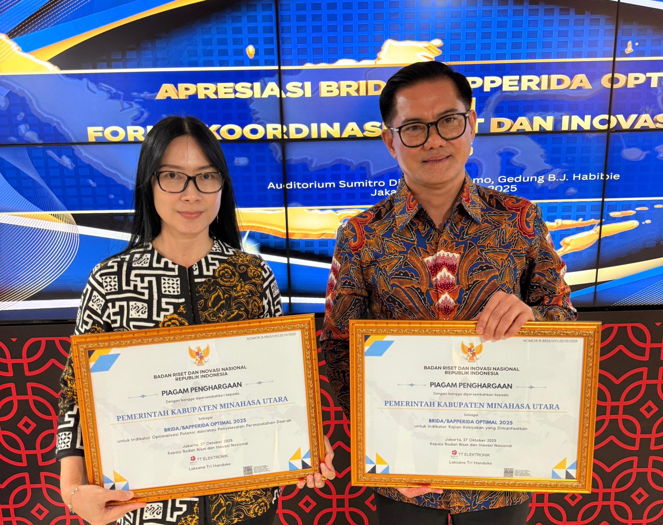 Pemkab Minut Raih 2 Penghargaan BRIDA Optimal 2025, Bukti Keunggulan Riset dan Inovasi