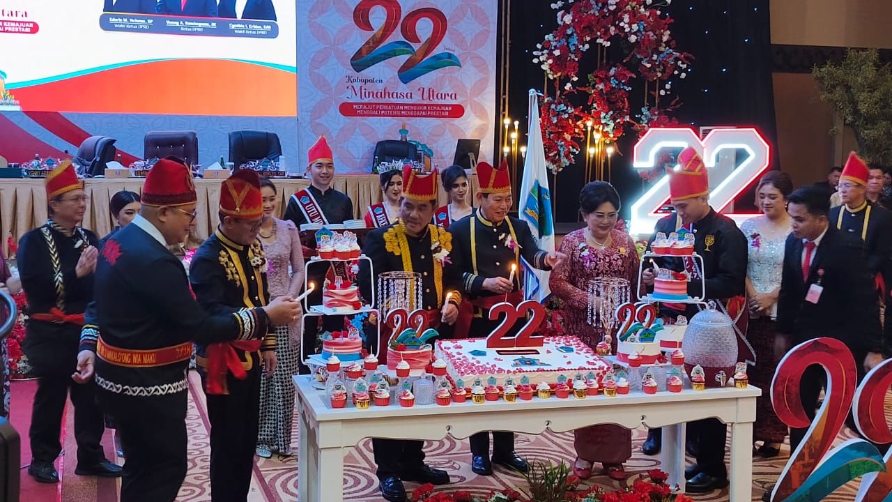 Rapat Paripurna DPRD HUT ke-22 Minahasa Utara, Gubernur YSK Apresiasi dan Dukungan Pembangunan Daerah