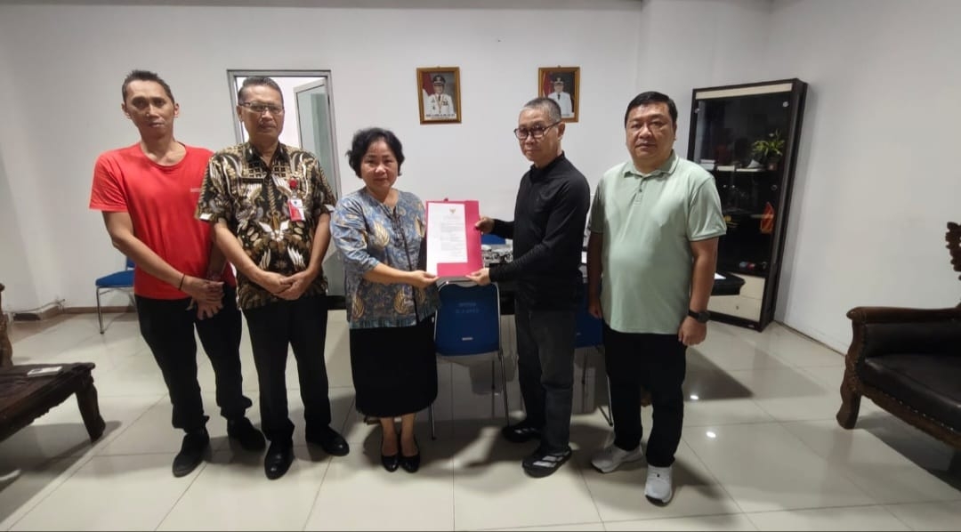 Komitmen Tingkatkan Layanan Publik, Bupati Joune Ganda Tunjuk Dua Pejabat Isi Kekosongan Jabatan