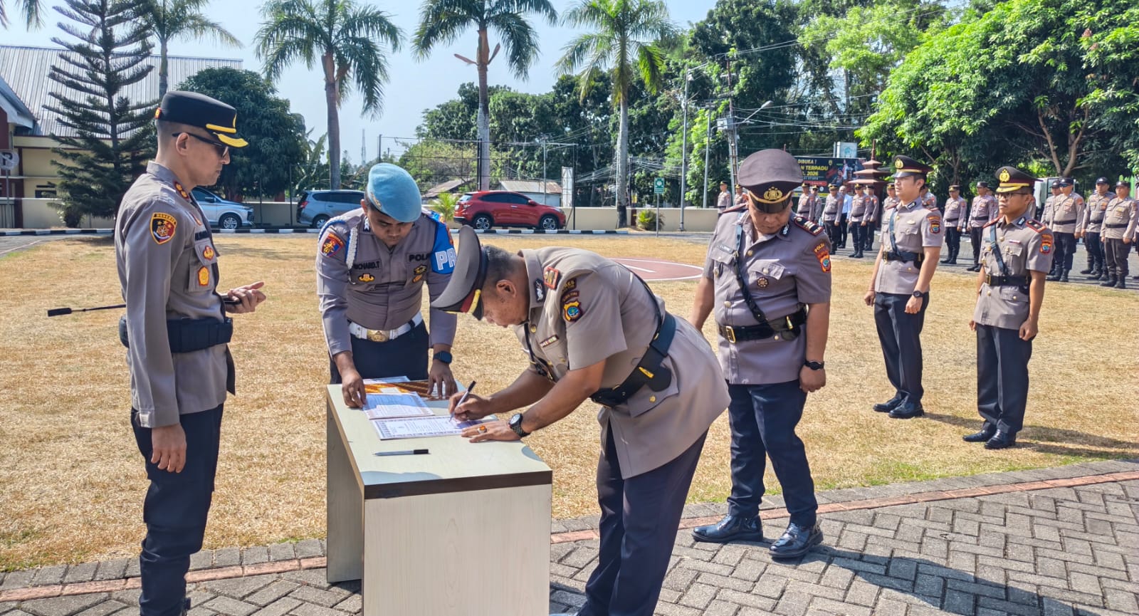 Kapolres Auliya Djabar Pimpin Upacara Sertijab Kabag OPS, Kasat Intelkam dan Kapolsek Likupang