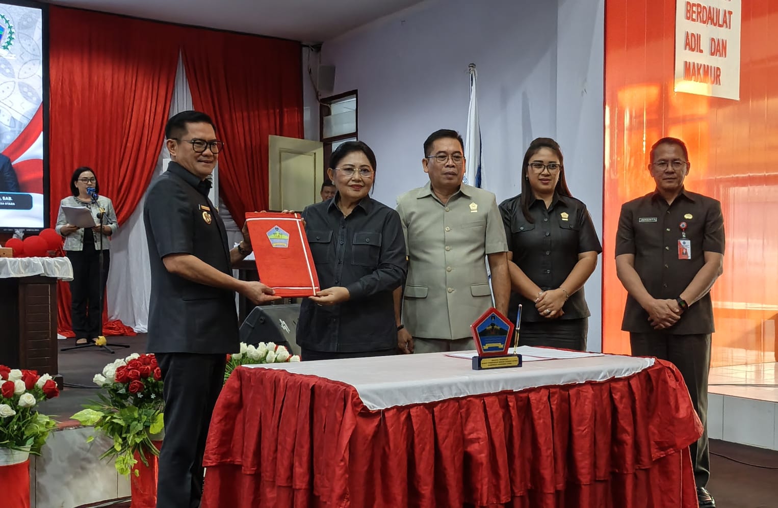 DPRD Minut Setujui APBD P 2026, Bupati Joune Ganda: OPD Segera Tindak Lanjuti Secara Konsisten dan Disiplin