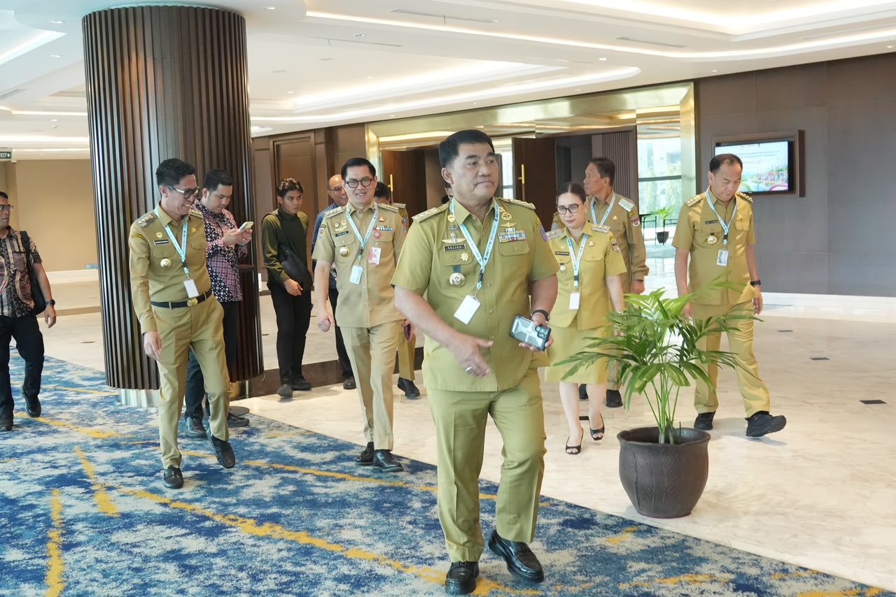 Diundang Kemendagri, Bupati Joune Ganda Bahas Strategi TPAKD 2027 di Jakarta